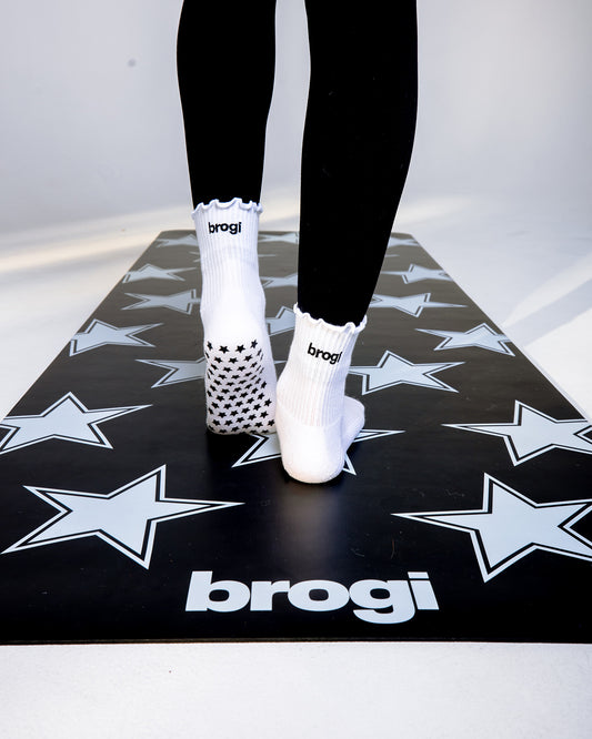 Après Yoga Grip Socks Size 9-11 - Brogi Yoga