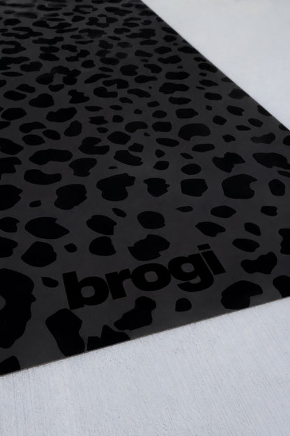 Tonal Black Cheetah Yoga Mat - Brogi Yoga