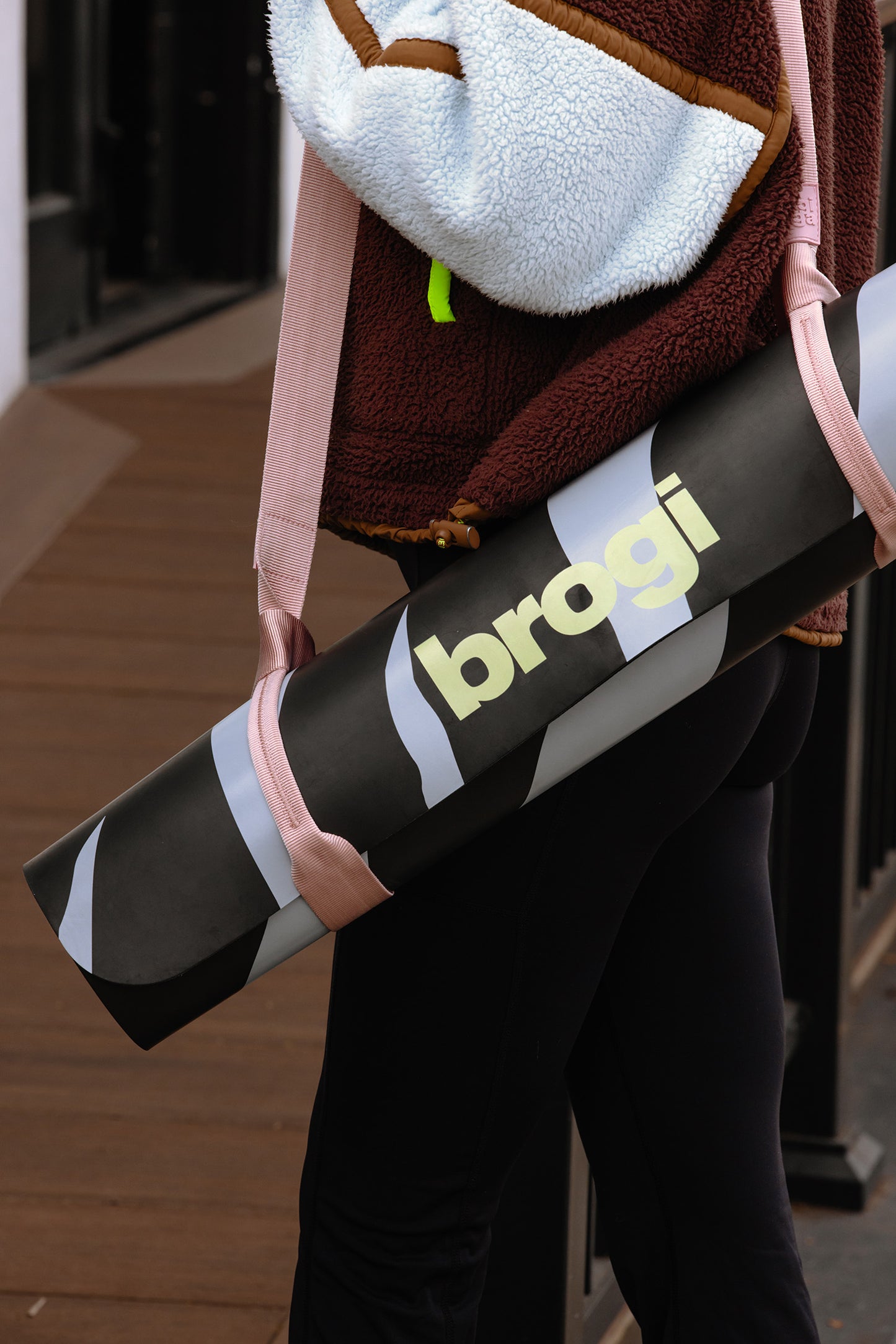 The Carry On - Yoga Mat Carry Strap Pink - Brogi Yoga