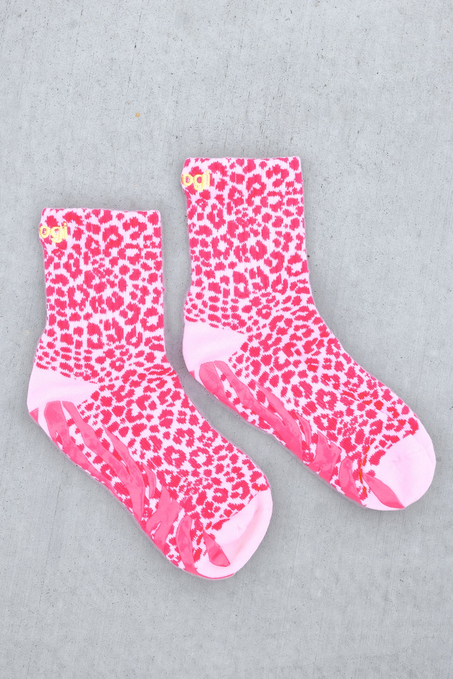 Cheetah Grip Socks - Pink M/L - Brogi Yoga