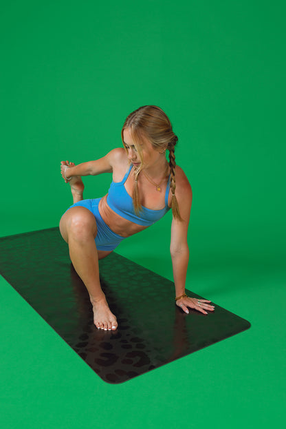 Tonal Black Cheetah Yoga Mat